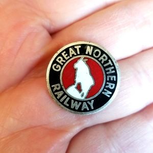 Vintage GREAT NORTHERN RAILWAY RAILROAD ENAMEL lapel pin